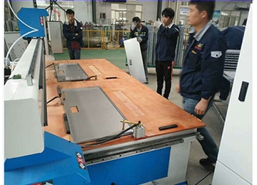 CNC自動(dòng)化螺柱焊機(jī)